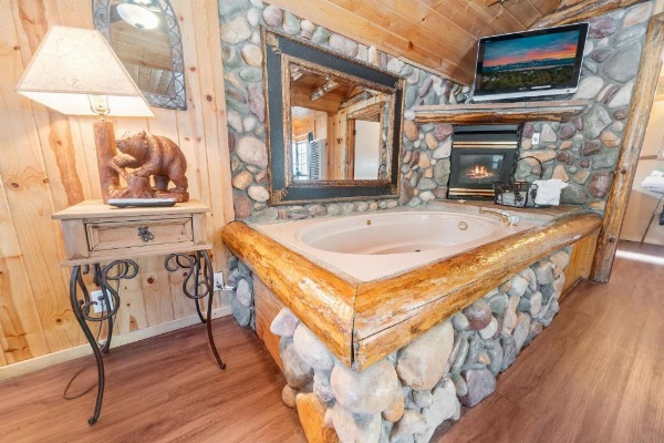 Black Forest Lodge image 13