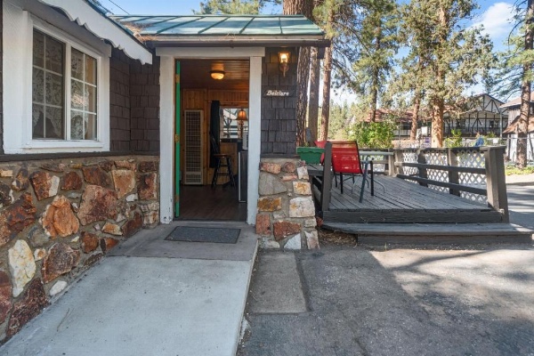 Black Forest Lodge image 16